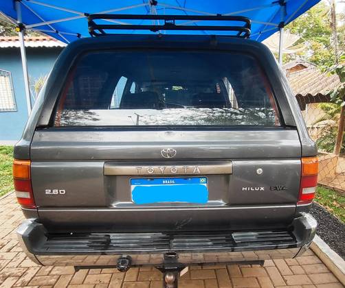 TOYOTA HILUX SW4 2.8 4X4 8V DIESEL 4P MANUAL